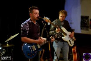 13551148_10153601954012014_1142713000_n